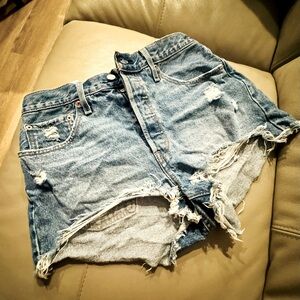 Levi’s denim short shorts